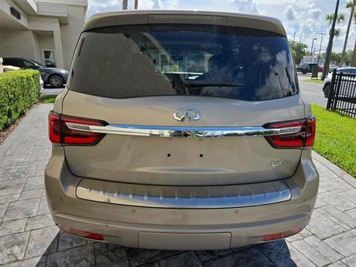 2019 INFINITI QX80 Luxe