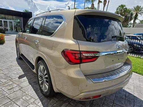 2019 INFINITI QX80 Luxe