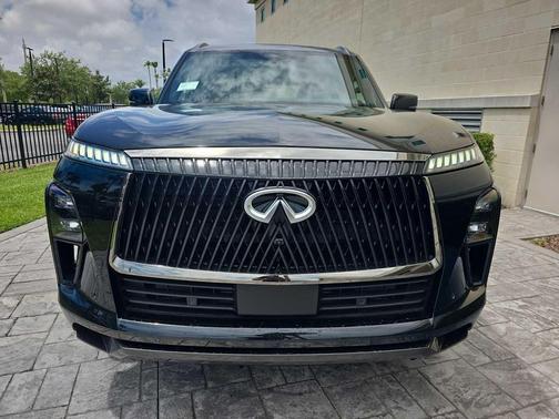 Mineral Black/Graphite Shadow 2026 INFINITI QX80 AUTOGRAPH AWD