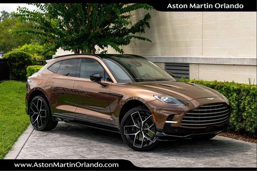 2025 Aston Martin DBX 707