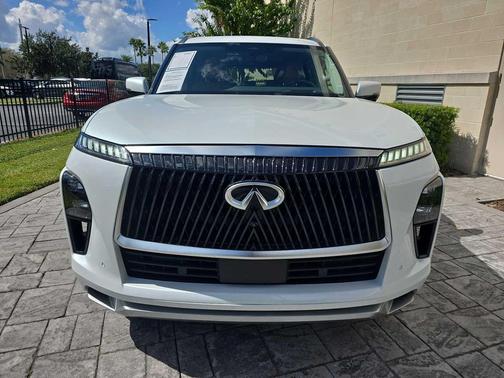 2025 INFINITI QX80 SENSORY AWD