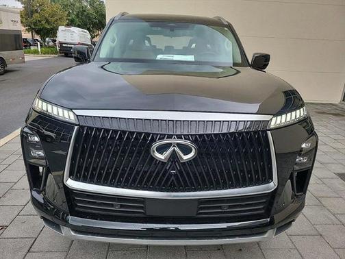 2025 INFINITI QX80 SENSORY AWD
