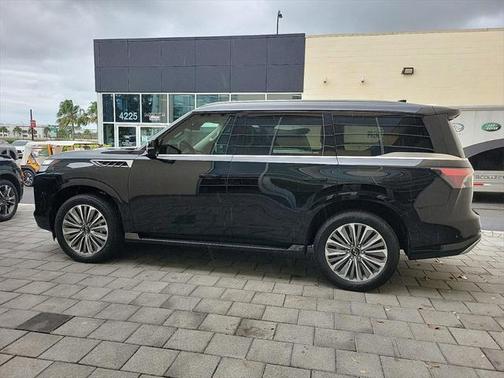 2025 INFINITI QX80 SENSORY AWD