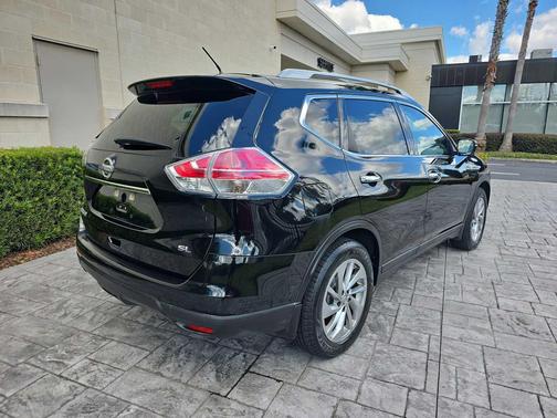 2015 Nissan Rogue SL