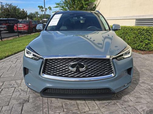 2022 INFINITI QX50 LUXE