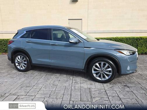 2022 INFINITI QX50 LUXE