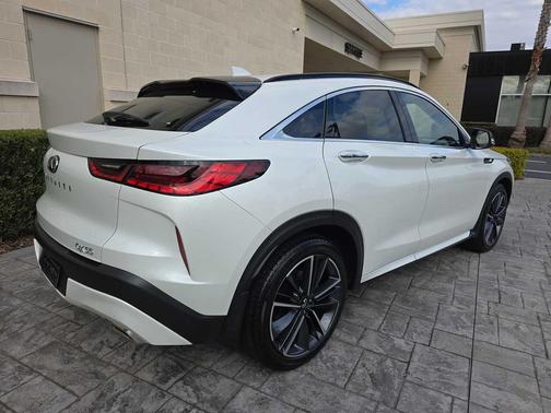 2025 INFINITI QX55 LUXE