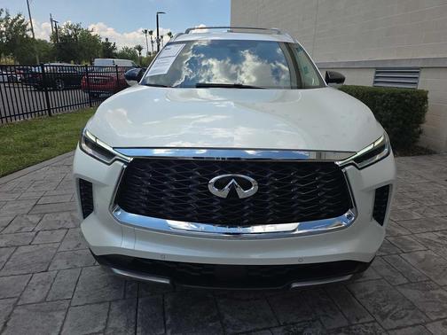 Majestic White 2025 INFINITI QX60 SENSORY