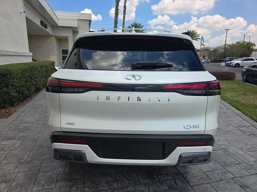 Majestic White 2025 INFINITI QX60 SENSORY
