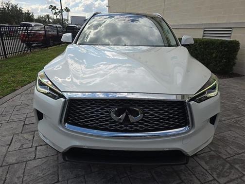 2022 INFINITI QX50 ESSENTIAL