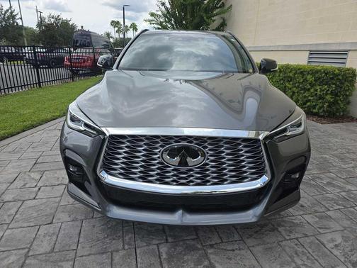 2024 INFINITI QX55 LUXE