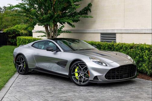 2025 Aston Martin Vanquish V12