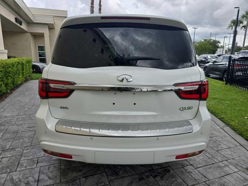 2024 INFINITI QX80 PREMIUM SELECT AWD