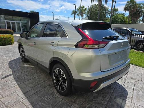 2022 Mitsubishi Eclipse Cross SE