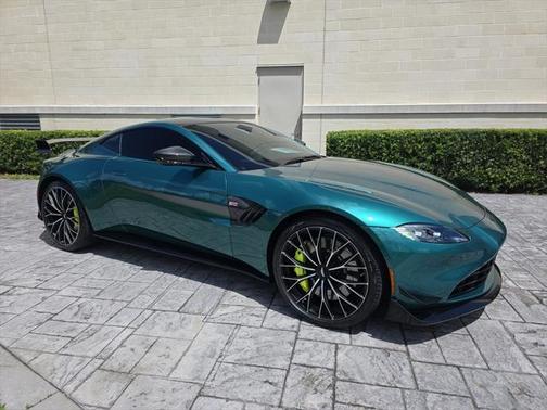 2022 Aston Martin Vantage F1 Edition