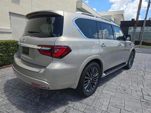 2022 INFINITI QX80 SENSORY