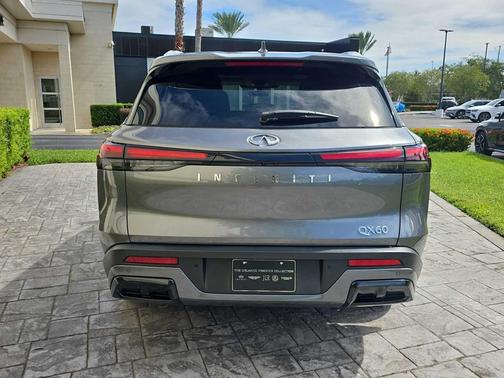 2024 INFINITI QX60 Luxe