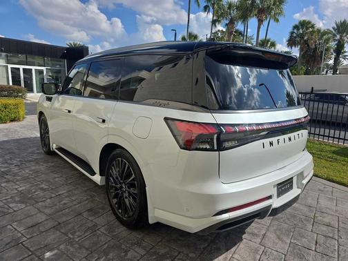 2026 INFINITI QX80 AUTOGRAPH