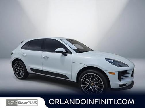 2020 Porsche Macan Base