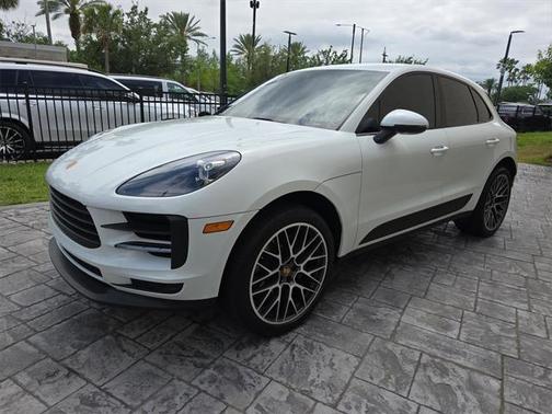 2020 Porsche Macan Base