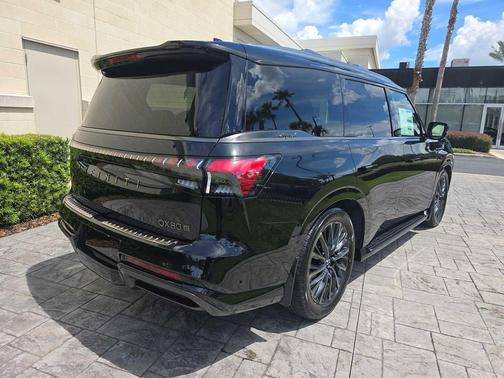 2026 INFINITI QX80 AUTOGRAPH AWD