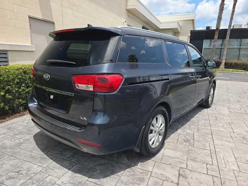 Midnight Sapphire Pearl Metallic 2016 Kia Sedona LX