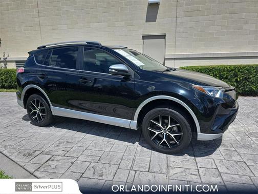 2018 Toyota RAV4 SE