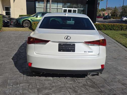 2019 Lexus IS 300 Base