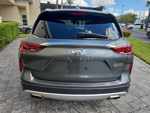 2023 INFINITI QX50 LUXE