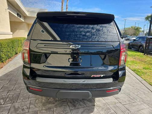 2023 Chevrolet Tahoe 4WD RST