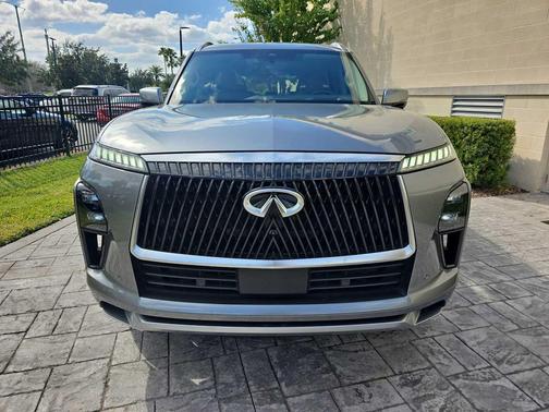 2025 INFINITI QX80 SENSORY AWD