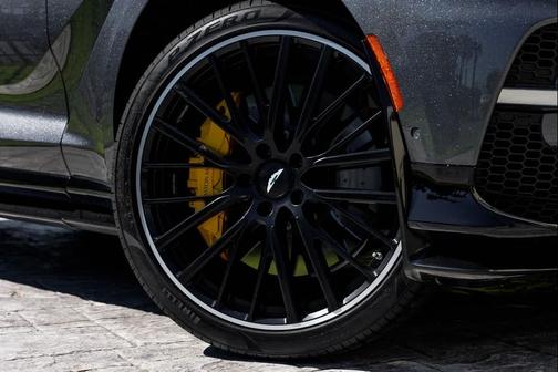 2023 Aston Martin DBX 707