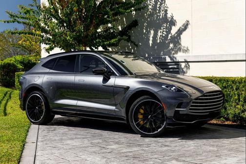 2023 Aston Martin DBX 707