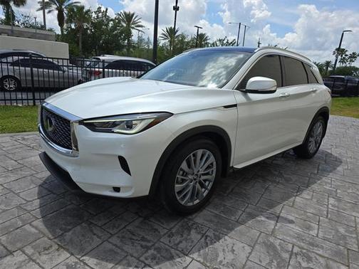 2025 INFINITI QX50 Luxe AWD