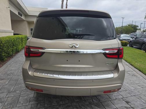 2023 INFINITI QX80 SENSORY