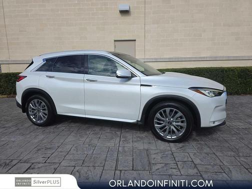 2023 INFINITI QX50 LUXE