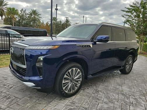 2025 INFINITI QX80 Luxe