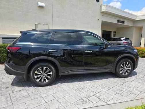 2024 INFINITI QX60 Pure