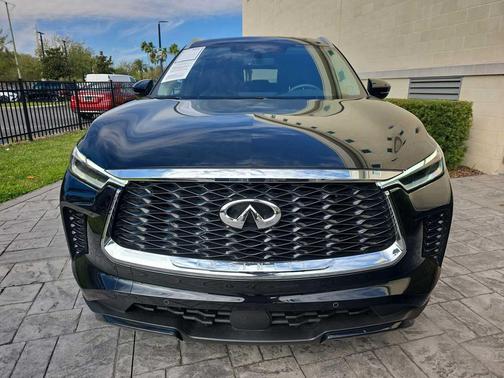 Mineral Black 2025 INFINITI QX60 Luxe