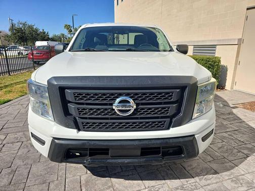 2022 Nissan Titan S