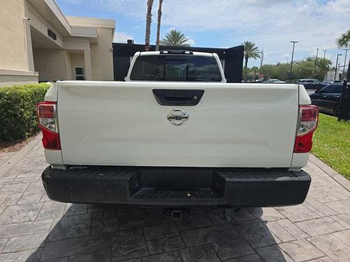 Glacier White 2019 Nissan Titan S