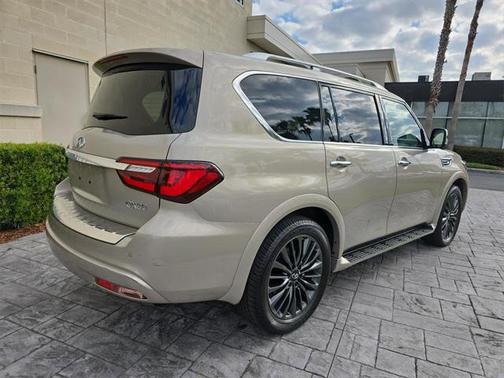2024 INFINITI QX80 SENSORY AWD