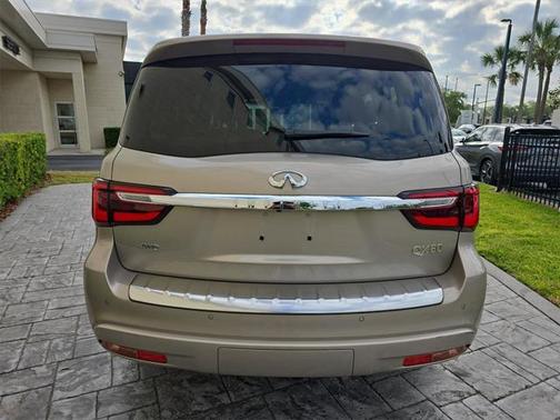 2024 INFINITI QX80 SENSORY AWD