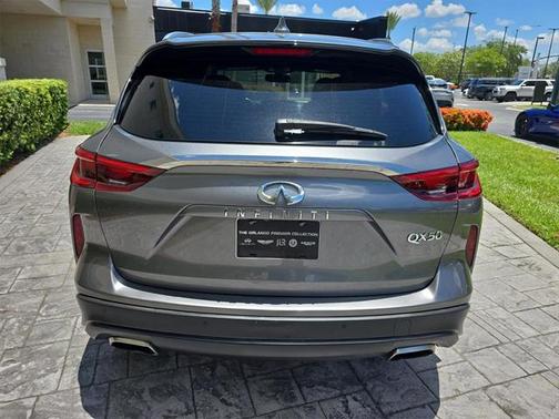 2021 INFINITI QX50 LUXE