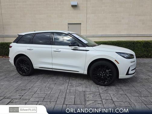 2024 Lincoln Corsair Premiere