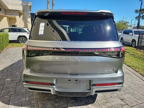 2025 INFINITI QX80 SENSORY AWD