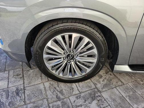 2025 INFINITI QX80 SENSORY AWD