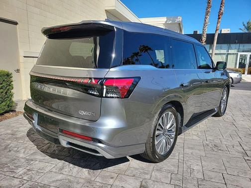 2025 INFINITI QX80 SENSORY AWD