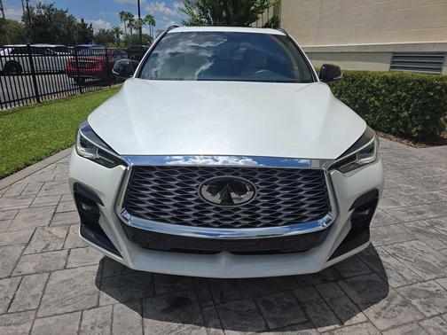 2024 INFINITI QX55 LUXE