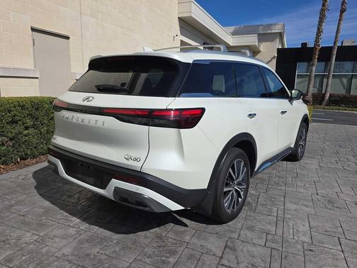2024 INFINITI QX60 SENSORY